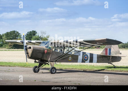 Vintage-Auster Alpha Watime Armee Spotter Flugzeug G-AMVD Stockfoto