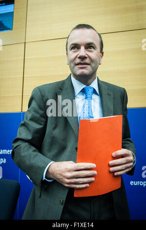 Straßburg, Bxl, Frankreich. 8. Sep, 2015. Mitglied des Europäischen Parlaments (MdEP) und Vorsitzender der EVP-Gruppe Manfred Weber am Hauptsitz der Europäischen Parlaments in Straßburg auf 08.09.2015 Credit: Wiktor Dabkowski/ZUMA Draht/Alamy Live News Stockfoto