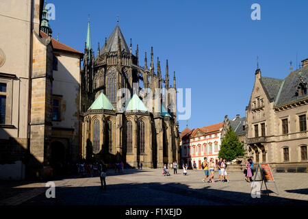 Rückansicht des St. Vitus Cathedral in Prag, Tschechische Republik, Europa Stockfoto