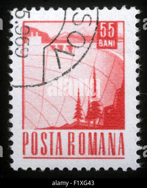 Briefmarke gedruckt in Rumänien zeigt Staudamm, ca. 1969 Stockfoto