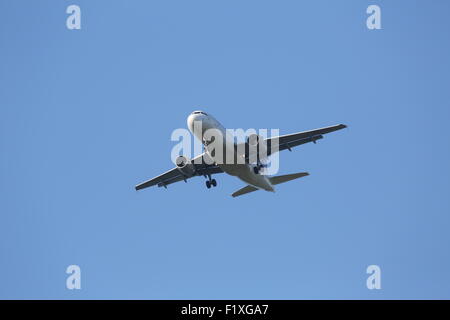 Airbus A319, Registrierung 9A-CTI von Croatia Airlines Landung auf Zagreb Flughafen Pleso am 10. Juni 2015 Stockfoto