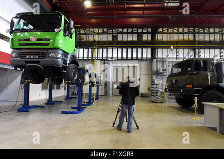 Die tschechischen LKW-Hersteller Tatra LKW öffnet sich eine neue Diagnose-Werke in Koprivnice, Tschechische Republik, auf Dienstag, 8. September 2015. (Foto/Jaroslav Ozana CTK) Stockfoto