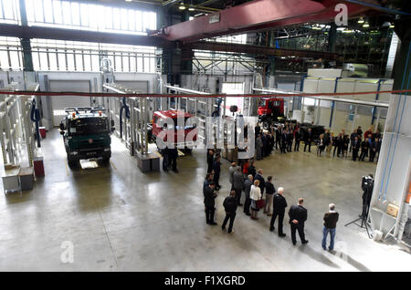 Die tschechischen LKW-Hersteller Tatra LKW öffnet sich eine neue Diagnose-Werke in Koprivnice, Tschechische Republik, auf Dienstag, 8. September 2015. (Foto/Jaroslav Ozana CTK) Stockfoto