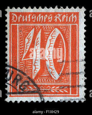 Briefmarke gedruckt in Deutschland zeigt Zahlenwert, ca. 1921. Stockfoto
