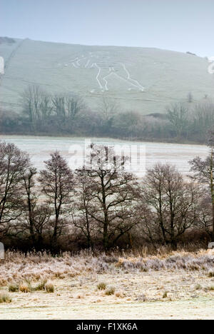 Frostiger Morgen an der Cerne Abbas Giant, Dorset, England, UK Stockfoto