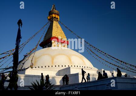 Nepal, Kathmandu-Tal, Weltkulturerbe der UNESCO, Silhouette vor der Bodnath Stupa Bodnath Stockfoto