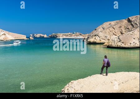 Sultanat von Oman, Gouvernorate Mascate, Bandar Jissah Bucht vor Oman Dive Center Stockfoto