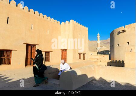 Sultanat von Oman, Gouvernorate Ad-Dakhiliyah, Nizwa, das 17. Jahrhundert Nizwa fort Stockfoto