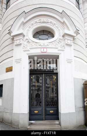 Hinteren Eingang des kroatischen Parlaments in Oberstadt in Zagreb, Kroatien am 20. September 2014 Stockfoto