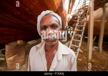 Oman, Sur, marine Museum, Marine Fabrik der Dhau, Vasandavan, spezialisierte Formular Arbeitskraft Kerala, Indien Stockfoto