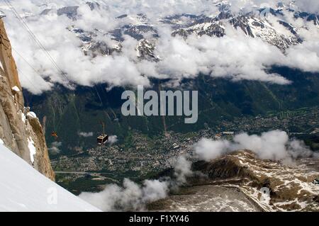 Frankreich, Alpen, Chamonix, Seilbahn auf die Aiguille du Midi Stockfoto