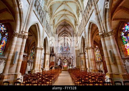 Frankreich, Marne, L'Epine, Zwischenstopp auf dem Weg von St. James als Weltkulturerbe der UNESCO, Notre-Dame-Basilika aufgeführt Stockfoto