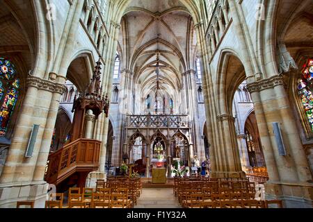 Frankreich, Marne, L'Epine, Zwischenstopp auf dem Weg von St. James als Weltkulturerbe der UNESCO, Notre-Dame-Basilika aufgeführt Stockfoto