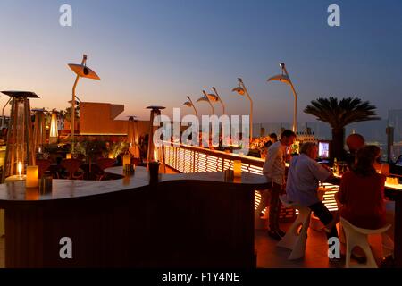 Vereinigte Arabische Emirate, Dubai, DIFC, 40 Kong Terrassenbar Stockfoto