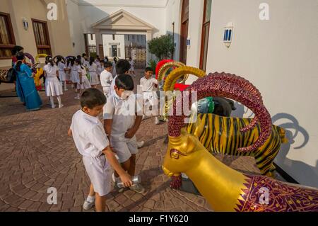 Oman, Maskat, Bait al Zubair Museum, Skulpturen Stockfoto