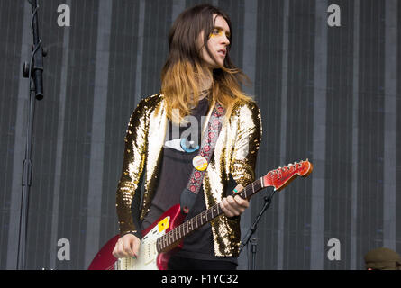 Nil Marr der Mann gemacht im siegreichen Festival 2015 Gitarre zu spielen. Stockfoto