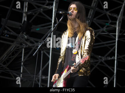 Nil Marr der Mann gemacht im siegreichen Festival 2015 Gitarre zu spielen. Stockfoto