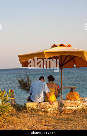Liebhaber unter dem Dach, der Blick auf das Meer, Kefalonia Stockfoto