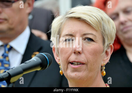 Angela C Smith MP (Arbeit, Penistone und Stocksbridge) anlässlich der Protest gegen die Versagen Badger Cull Politik, London Stockfoto