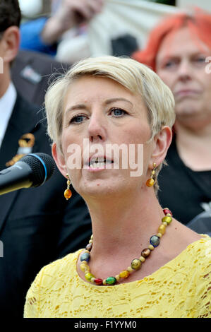 Angela C Smith MP (Arbeit, Penistone und Stocksbridge) anlässlich der Protest gegen die Versagen Badger Cull Politik, London Stockfoto