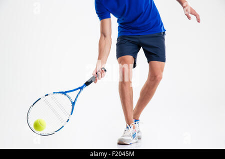 Closeup Portrait eines Mannes spielen im Tennis isoliert auf weißem Hintergrund Stockfoto