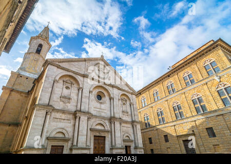 PIENZA, Italien - 25. Januar 2015: street View von Altstadt und Val d ' Orcia Tal in Pienza, Italien. Stockfoto