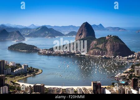 Erhöhten Blick auf Zuckerhut und Guanabara-Bucht, Rio De Janeiro, Brasilien Stockfoto