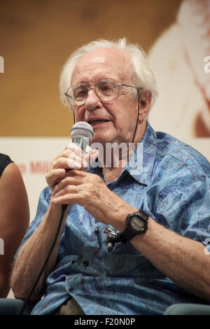 Johan Galtung, Konflikt-Mediator von internationalem Ruf, Gründer der "Trascend International" und der Fakultät für Friedensforschung. Stockfoto