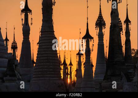 Myanmar (Burma), Shan-Staat, Pao Stamm, Kakku, Kakku Pagode mit seinen 2500 Stupas Stockfoto