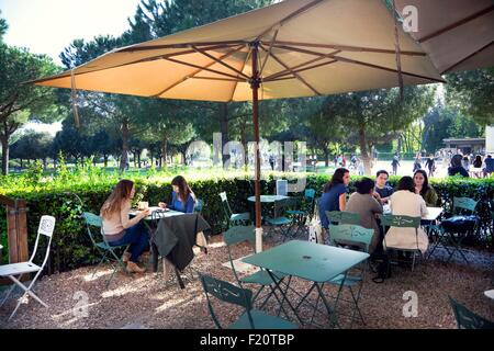 Italien, Latium, Rom, Villa Pamphilj, Villa Pamphili, Vivi Bistrot restaurant Stockfoto