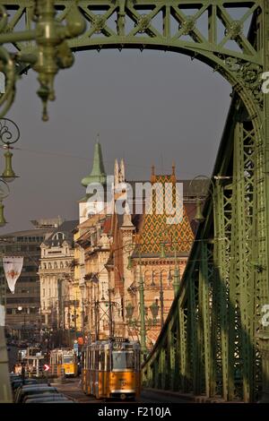Ungarn, Budapest, als Weltkulturerbe der UNESCO, Freiheitsbrücke aufgeführt Stockfoto