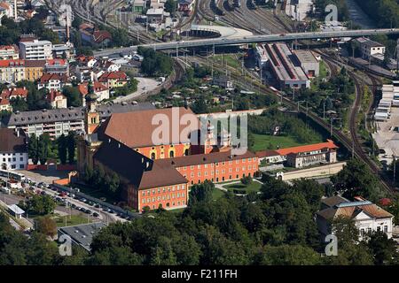 Österreich, Tirol, Innsbruck Wilten Basilika von der Olympischen Sprungschanze Bergisel Stockfoto