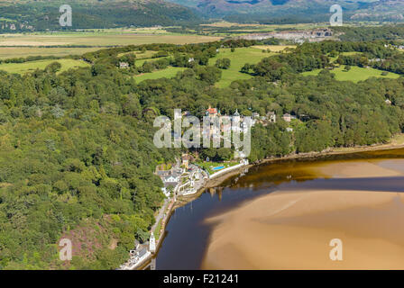 Luftaufnahmen, Portmeirion Dorf 1. August 2015 PHILLIP ROBERTS Stockfoto