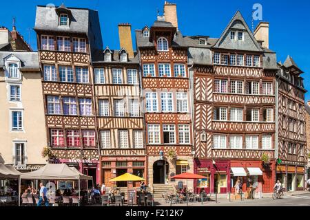 Frankreich, Ille et Vilaine, Rennes, Altstadt, Platz du Champ Jacquet, Holz gerahmt Häuser des 15. Jahrhunderts Stockfoto