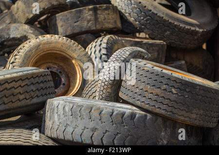 Deponierung von Reifen Stockfoto