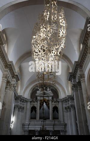 Italien, Venedig, Kunstausstellungen während der Biennale 2015 gemeinsam in San Georgio Maggiore Basilika, Skulpturen des Künstlers Jaume Plensa Stockfoto