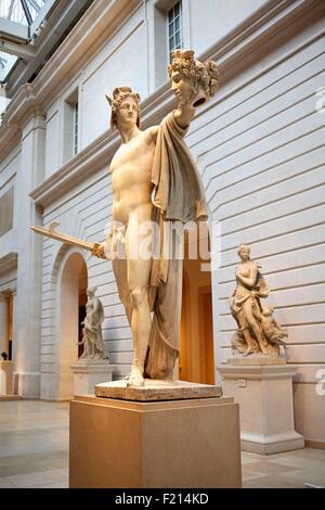 Vereinigte Staaten, New York, Manhattan, Ostseite, Metropolitan Museum der Kunst (MET), European Sculpture Court, Perseus hielt den Kopf der Medusa Antonio Canova (1804 – 1806) Stockfoto