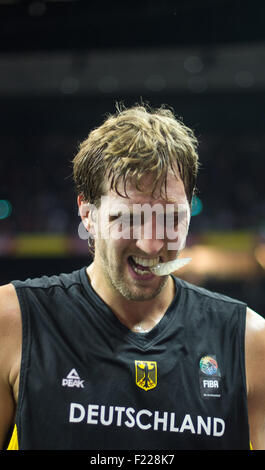 Berlin, Deutschland. 09. Sep 2015. Deutschlands Dirk Nowitzki reagiert während der FIBA EuroBasket 2015 Gruppe B Spiel Italien gegen Deutschland in Berlin, Deutschland, 9. September 2015. Foto: Lukas Schulze/Dpa/Alamy Live News Stockfoto