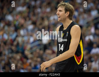 Berlin, Deutschland. 09. Sep 2015. Deutschlands Dirk Nowitzki reagiert während der FIBA EuroBasket 2015 Gruppe B Spiel Italien gegen Deutschland in Berlin, Deutschland, 9. September 2015. Foto: Lukas Schulze/Dpa/Alamy Live News Stockfoto