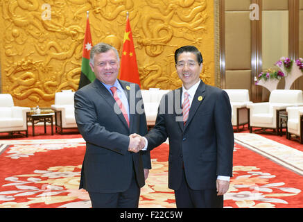 Yinchuan, Chinas autonomen Region Ningxia Hui. 10. Sep, 2015. Chinesischen Staatsrat und Minister of Public Security Guo Shengkun (R) trifft mit jordanischen König Abdullah II Bin Al-Hussein in Yinchuan, der Hauptstadt der nordwestlichen chinesischen autonomen Region Ningxia Hui, 10. September 2015. Jordanische König Abdullah II Bin Al-Hussein kamen hierher, um die China-arabischen Staaten Expo 2015 zu besuchen, die hier Donnerstag startete und dauert bis September 13. © Wang Peng/Xinhua/Alamy Live-Nachrichten Stockfoto