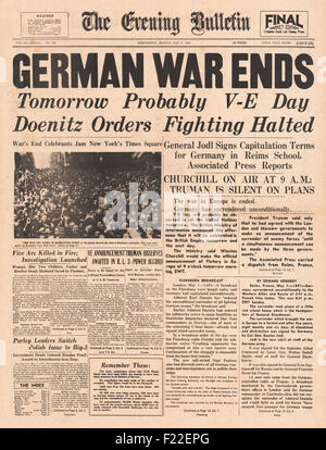 1945 am Abend Bulletin Titelseite Berichterstattung Ende des Krieges in Europa als Nazi-Deutschland kapituliert Stockfoto