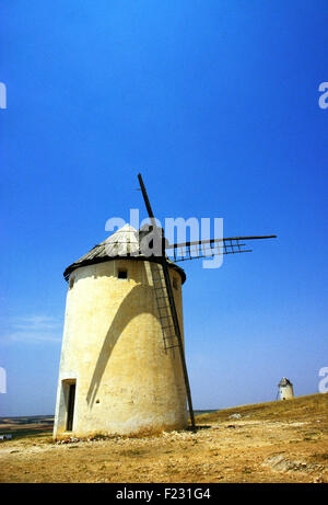 Spanien La Mancha. Mühle von Don Quixote Land. 2000 Die meisten spanischen Windmühlen, wie jene, die in der Don Quijote von Cervantes beschrieben. Stockfoto