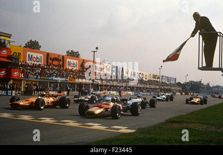 Denny Hulme und Jochen Rindt Kopf das Pack 7. September 1969 italienischen GP Monza Stockfoto