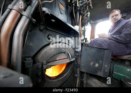 TweedBank, Schottland. 9. September 2015. Feuer-Kiste auf die Union von Südafrika Credit: Mark Pink/Alamy Live News Stockfoto