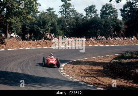 Phil Hill in seinem Ferrari Dino 246 V Silver City Trophy, 1. August 1960,-F1-Eröffnungsrennen auf neu ausgebauten Brands Hatch Circuit-Championship Race of Champions Stockfoto