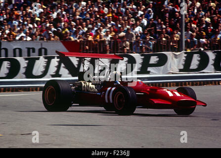 11 Chris Amon Ferrari 312 im Gaswerk Haarnadel Monaco GP 1969 Stockfoto