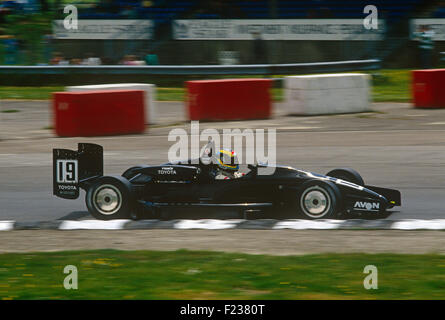 Rickard Rydell in einem Toyota racing in einem Formel 2 Rennen Stockfoto