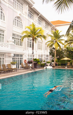 Das Schwimmbad im Hotel E & O, George Town, Penang, Malaysia. Stockfoto