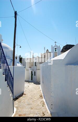 Straße in der Chora von Amorgos eine griechische Insel der Kykladen Stockfoto