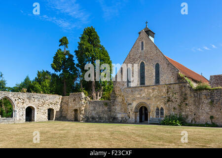 Der Kreuzgang und Refektorium (heute Pfarrkirche), Beaulieu Abbey, Beaulieu, Hampshire, England, UK Stockfoto